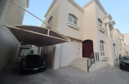 شقة - 5 غرف نوم - 7 حمامات للايجار في مركز محمد بن زايد - مدينة محمد بن زايد - أبوظبي