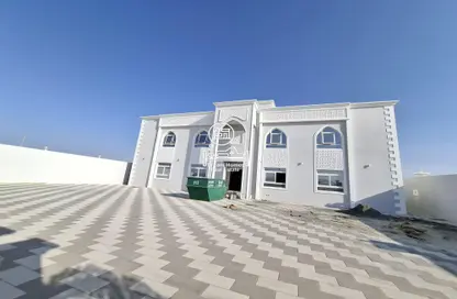 شقة - 2 غرف نوم - 3 حمامات للايجار في مدينة الرياض - أبوظبي
