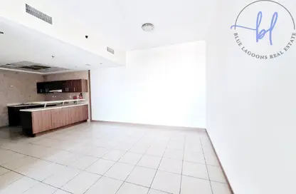 Apartment - 1 Bedroom - 2 Bathrooms for sale in Sulafa Tower - Dubai Marina - Dubai