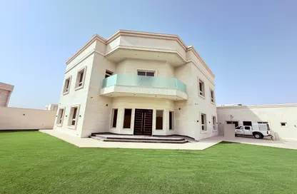Villa - 6 Bedrooms - 7 Bathrooms for rent in Wadi Alshabak - Dubai