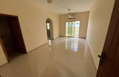 شقة - 2 غرف نوم - 2 حمامات للايجار في عمارة عزير - 3  الروضة - الروضة - عجمان