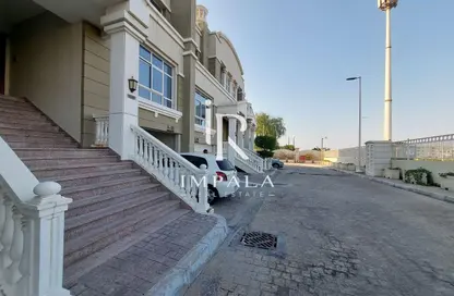 تاون هاوس - 4 غرف نوم - 6 حمامات للايجار في قرية الفرسان - مدينة خليفة - أبوظبي تاون هاوس - 4 غرف نوم - 6 حمامات للايجار في قرية الفرسان - مدينة خليفة - أبوظبي
