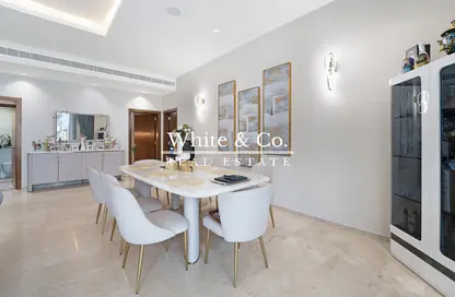 Apartment - 3 Bedrooms - 4 Bathrooms for sale in Oceana Atlantic - Oceana - Palm Jumeirah - Dubai