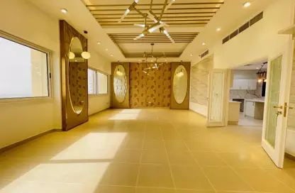 Duplex - 3 Bedrooms - 4 Bathrooms for rent in Majestic Tower - Al Taawun Street - Al Taawun - Sharjah