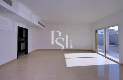Villa - 5 Bedrooms - 6 Bathrooms for sale in Contemporary Style - Al Reef Villas - Al Reef - Abu Dhabi