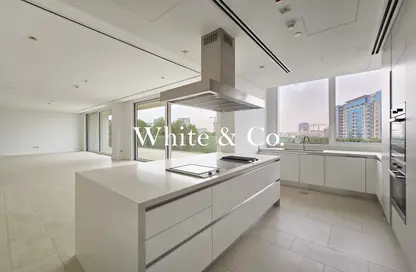 Apartment - 2 Bedrooms - 3 Bathrooms for rent in Seventh Heaven - Al Barari - Dubai