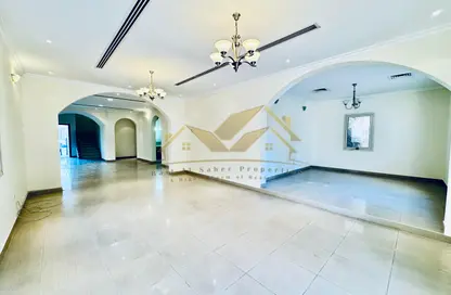 Villa - 4 Bedrooms - 6 Bathrooms for rent in Al Garhoud Villas - Al Garhoud - Dubai