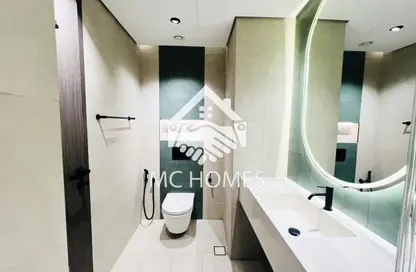 Apartment - 1 Bedroom - 2 Bathrooms for rent in Emerald Vision Tower - Jumeirah Village Triangle - Dubai