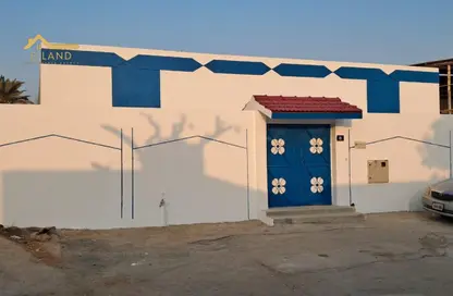 Apartment - 4 Bedrooms - 3 Bathrooms for rent in Al Qadsiya - Al Heerah - Sharjah Apartment - 4 Bedrooms - 3 Bathrooms for rent in Al Qadsiya - Al Heerah - Sharjah