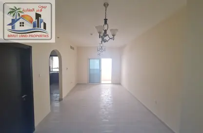 Apartment - 1 Bedroom - 2 Bathrooms for rent in Muwaileh 3 Building - Muwaileh - Sharjah