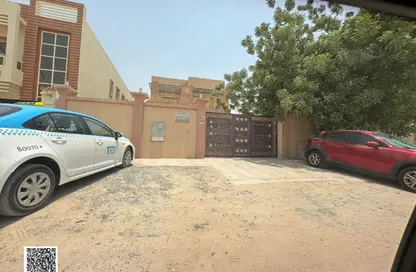 فيلا - 5 غرف نوم - 7 حمامات للبيع في 3 المويهات - المويهات - عجمان