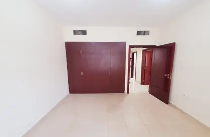 Apartment - 2 Bedrooms - 3 Bathrooms for rent in Shabiya 9 - Shabiya - Mussafah - Abu Dhabi