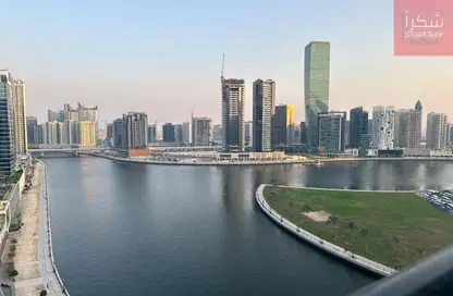 Apartment - 2 Bedrooms - 3 Bathrooms for rent in Bay's Edge - Business Bay - Dubai