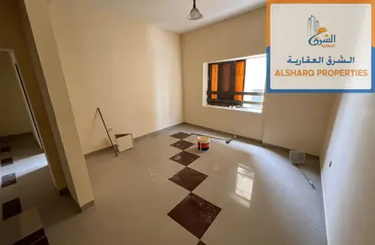 شقة - 2 غرف نوم - 2 حمامات للايجار في مساكن كورنيش عجمان - طريق كورنيش عجمان - عجمان