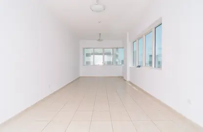Apartment - 2 Bedrooms - 3 Bathrooms for sale in Olympic Park 2 - Olympic Park Towers - Dubai Sports City - Dubai
