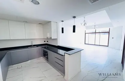 تاون هاوس - 4 غرف نوم - 5 حمامات للايجار في إيلي صعب في تاون هاوس - المنطقة 11 - مدينة الشيخ محمد بن راشد - دبي تاون هاوس - 4 غرف نوم - 5 حمامات للايجار في إيلي صعب في تاون هاوس - المنطقة 11 - مدينة الشيخ محمد بن راشد - دبي