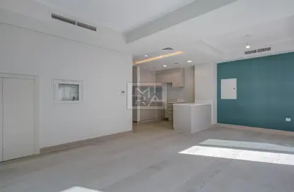 Empty Room image for: Villa - 3 Bedrooms - 3 Bathrooms for rent in Avencia - Damac Hills 2 - Dubai, Image 1
