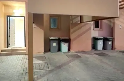 Townhouse - 2 Bedrooms - 2 Bathrooms for rent in Al Reef Villas - Al Reef - Abu Dhabi