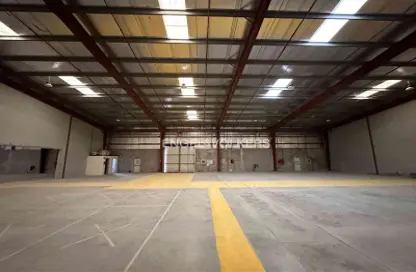 Warehouse - Studio for rent in Phase 2 - Masaar 3 - Al Rowdat Suburb - Sharjah
