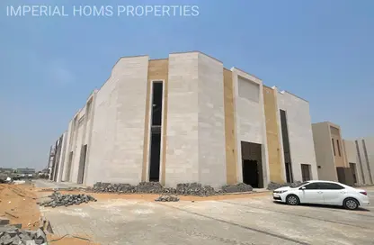 Warehouse - Studio - 2 Bathrooms for rent in Umm Al Thuoob - Umm Al Quwain