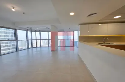 Apartment - 3 Bedrooms - 4 Bathrooms for rent in Radiant Viewz Towers - City Of Lights - Al Reem Island - Abu Dhabi