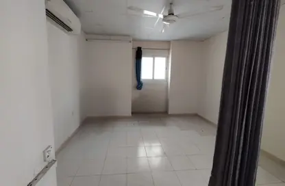 Apartment - Studio - 1 Bathroom for rent in Fire Station Road - Muwaileh - Sharjah