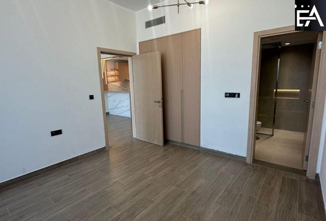 15899452 - صورة العقار 3