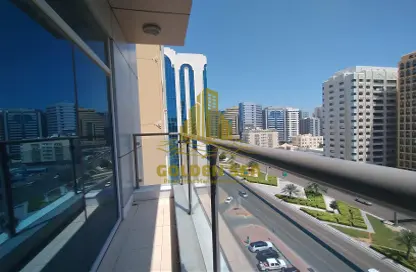 شقة - 4 غرف نوم - 5 حمامات للايجار في برج الياسمين - شارع المطار - أبوظبي