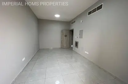 Apartment - 2 Bedrooms - 3 Bathrooms for rent in Al Jurf 3 - Al Jurf - Ajman Downtown - Ajman