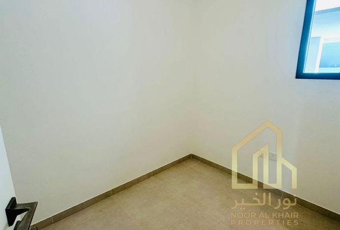 15604098 - صورة العقار 3