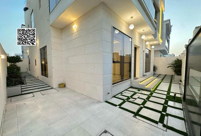 15243100 - Property Image 2