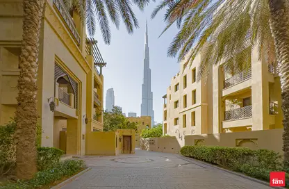 Outdoor Building image for: Apartment - 2 Bedrooms - 3 Bathrooms for sale in Yansoon 2 - Yansoon - Old Town - Dubai, Image 1