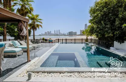 Villa - 5 Bedrooms - 6 Bathrooms for sale in Palma Residences - Palm Jumeirah - Dubai