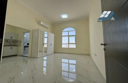 شقة - 1 حمام للايجار في مدينة الرياض - أبوظبي