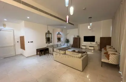 Villa - 4 Bedrooms - 5 Bathrooms for rent in Palma Residences - Palm Jumeirah - Dubai