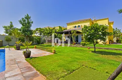 Villa - 4 Bedrooms - 5 Bathrooms for rent in Legacy - Jumeirah Park - Dubai