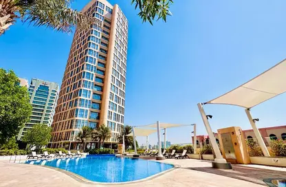 شقة - 3 غرف نوم - 4 حمامات للايجار في يونايتد سكوير - الخالدية - أبوظبي