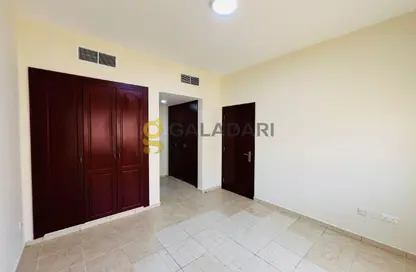 شقة - غرفة نوم - 2 حمامات للايجار في برج البرشاء التوأم آيه - البرشاء 1 - البرشاء - دبي