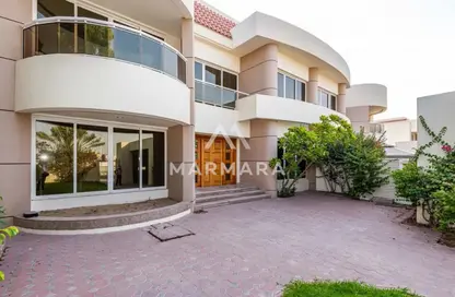 Villa - 4 Bedrooms - 4 Bathrooms for rent in Jumeirah 1 Villas - Jumeirah 1 - Jumeirah - Dubai