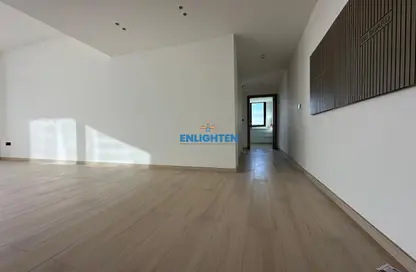 Empty Room image for: Apartment - 3 Bedrooms - 3 Bathrooms for rent in Binghatti LUNA - Jumeirah Village Circle - Dubai, Image 1