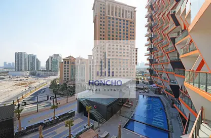 شقة - غرفة نوم - 2 حمامات للايجار في بن غاطي افنيو - الجداف - دبي