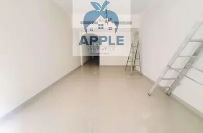 Apartment - 1 Bedroom - 2 Bathrooms for rent in Muwaileh 3 Building - Muwaileh - Sharjah