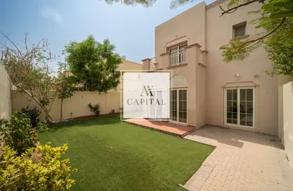 فيلا - 3 غرف نوم - 3 حمامات للايجار في الينابيع 14 - الينابيع - دبي