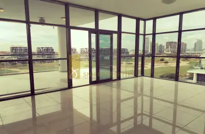 Empty Room image for: Apartment - 3 Bedrooms - 4 Bathrooms for rent in Golf Panorama A - Golf Panorama - DAMAC Hills - Dubai, Image 1