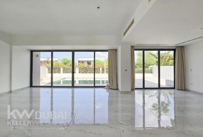 15173008 - Property Image 2