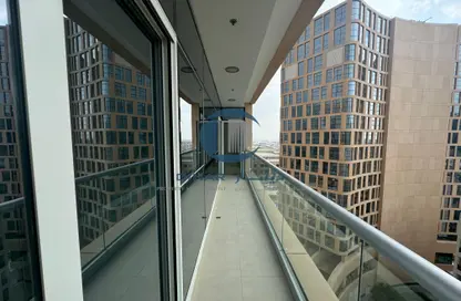 Apartment - 3 Bedrooms - 5 Bathrooms for rent in United Square - Al Khalidiya - Abu Dhabi
