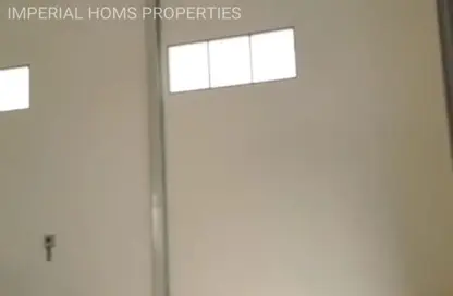 مستودع - استوديو - 1 حمام للايجار في أم الثعوب - أم القيوين