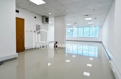 مكتب - استوديو للايجار في كابيتال جولدن تاور - الخليج التجاري - دبي
