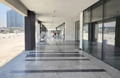 Retail - Studio - 1 Bathroom for rent in Azizi Riviera 21 - Meydan One - Meydan - Dubai