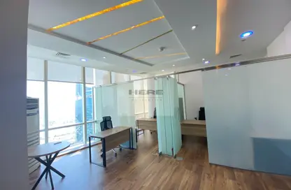 مكتب - استوديو - 2 حمامات للايجار في برج بارك لين - الخليج التجاري - دبي